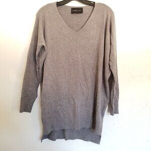 Alexander + David V Neck Oversized Long Sleeve Boyfriend Style Sweater Sm / Med